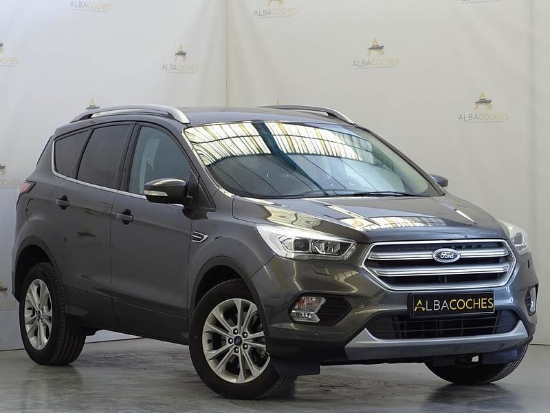 Usado 2017 Ford Kuga Titanium SUV | 18.990 € (Caro) - Imagen 1/4