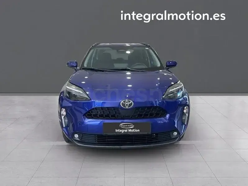 Usado Toyota Yaris Cross Business Edition 116 CV (85 kW) 2025 Azul SUV