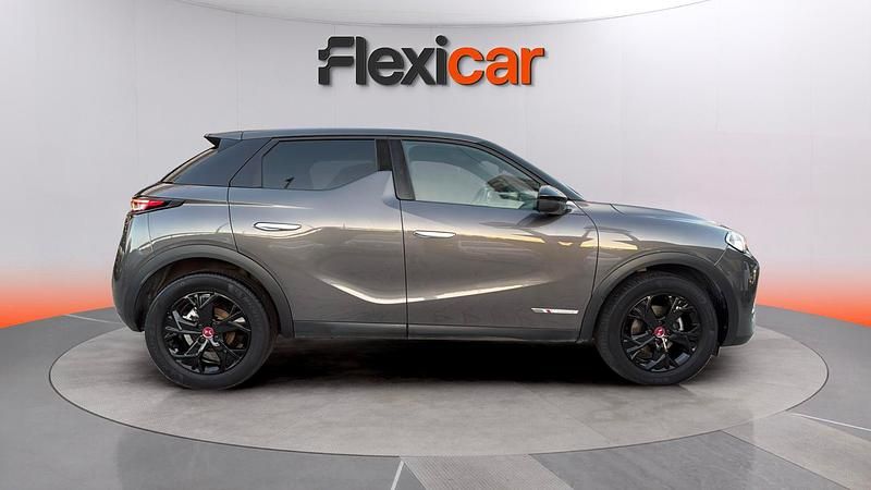 Usado DS Automobiles DS3 Crossback Chic 101 CV (74 kW) 2020 Gris SUV
