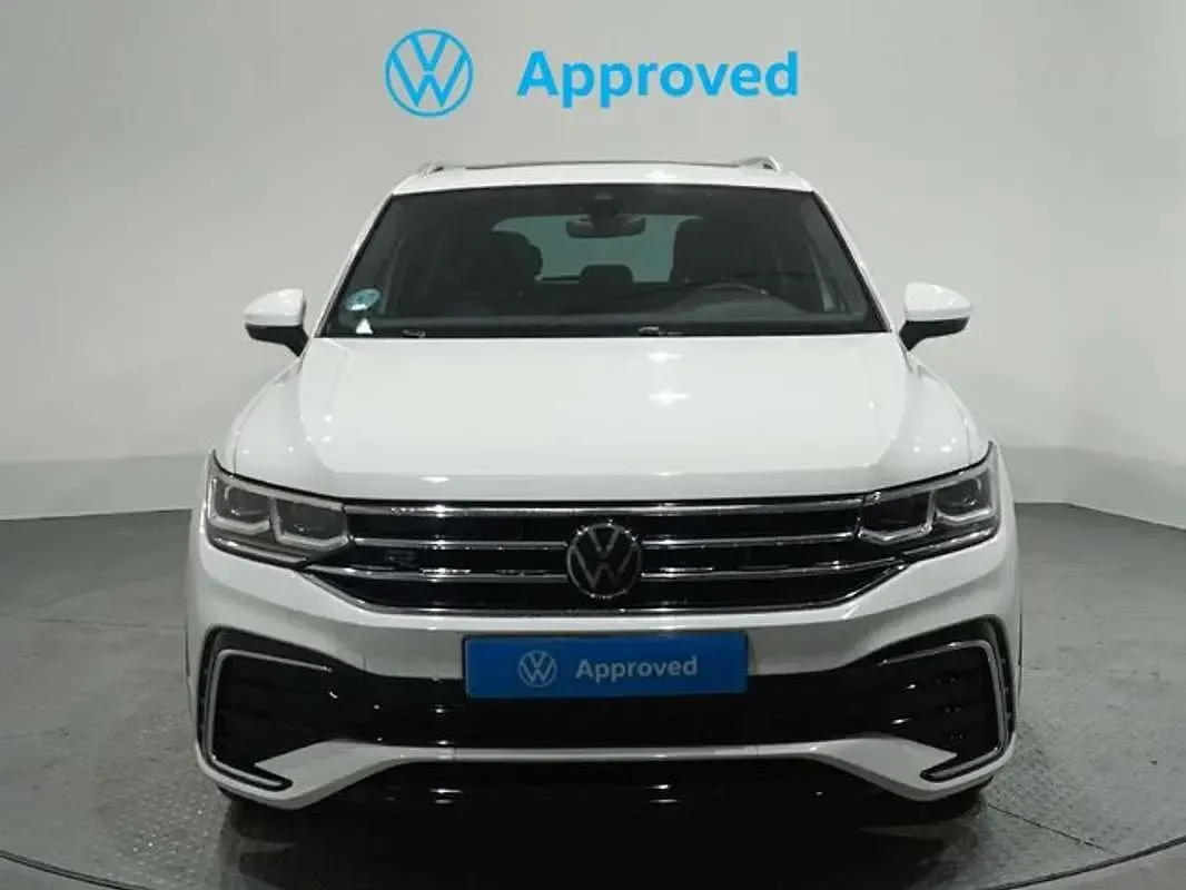 Usado VW Tiguan R-line 150 CV (110 kW) 2023 Blanco SUV
