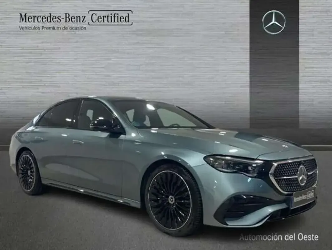Usado Mercedes E220 197 CV (144 kW) 2025 Verde Berlina