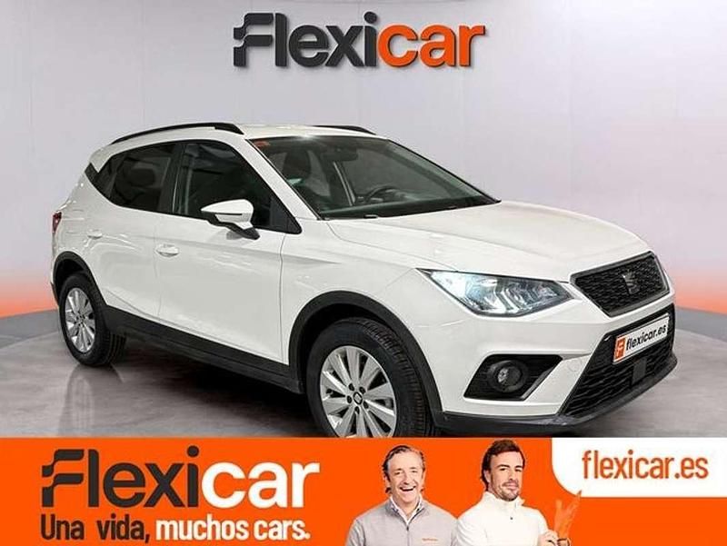 Usado Seat Arona Ecomotive 95 CV (69 kW) 2019 Blanco SUV