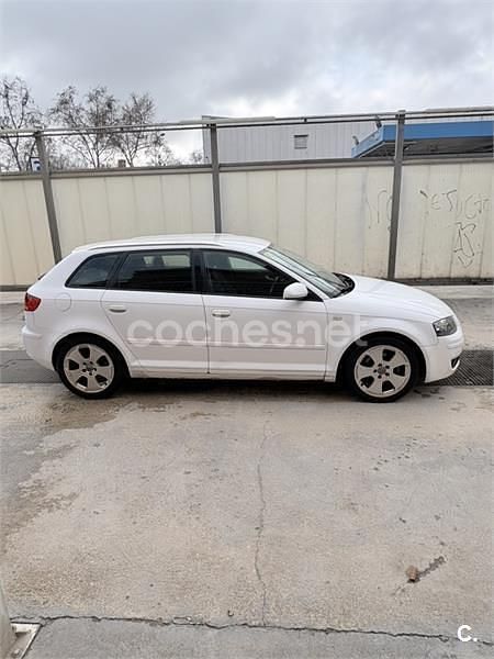 Usado Audi A3 Ambition 150 CV (110 kW) 2013 Blanco Berlina