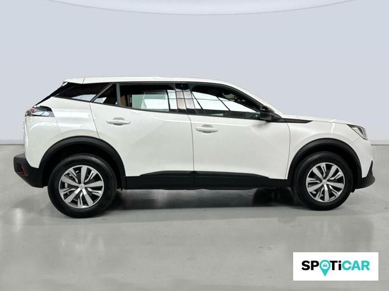 Usado Peugeot 2008 Active 100 CV (73 kW) 2023 SUV