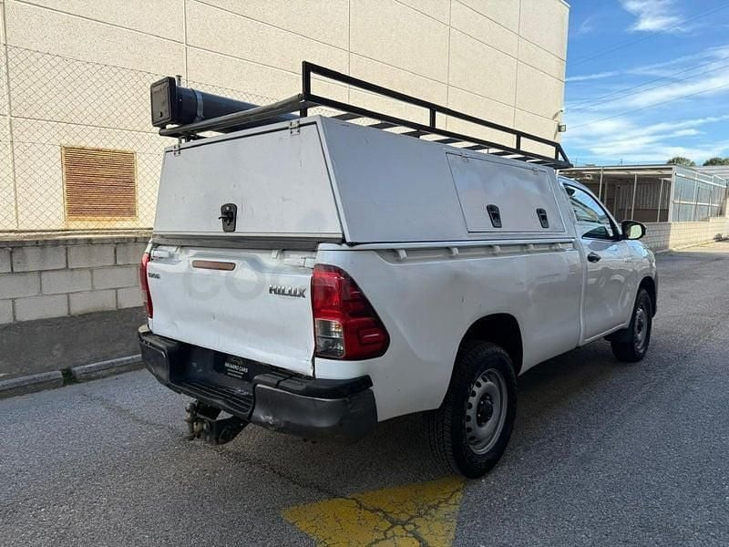 Usado Toyota HiLux 150 CV (110 kW) 2021 Blanco Pickup/Camioneta