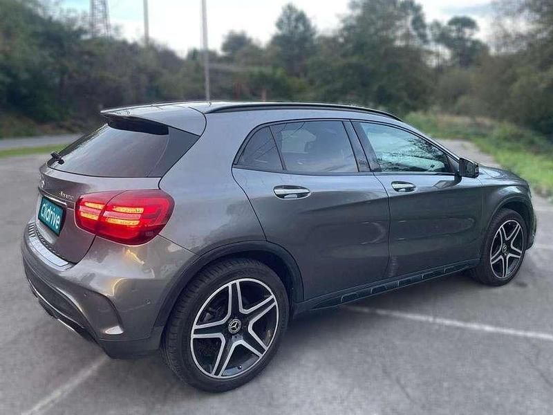 Usado Mercedes GLA220 190 CV (139 kW) 2019 Gris SUV