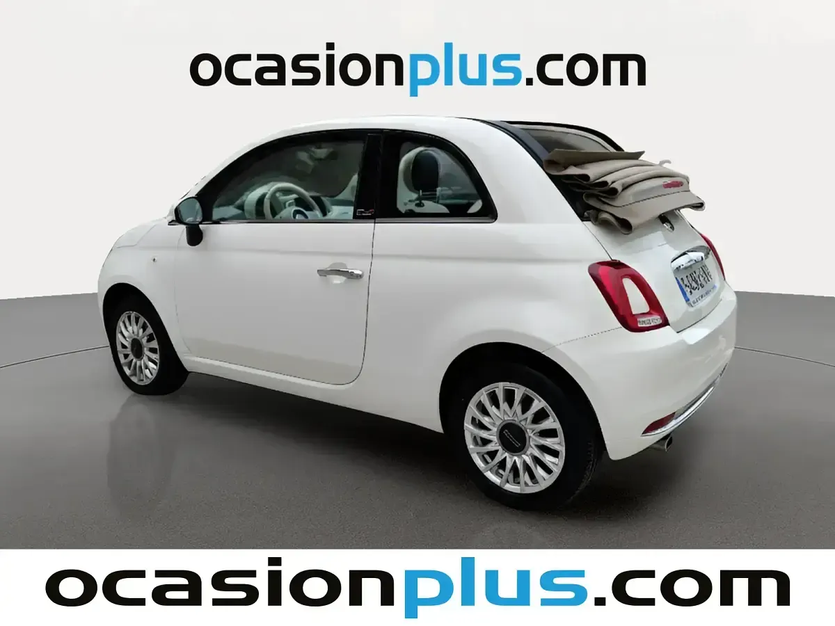 Usado Fiat 500 Lounge 69 CV (50 kW) 2019 Blanco Descapotable