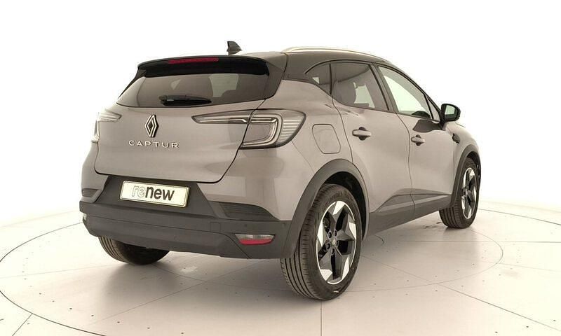 Usado Renault Captur Techno 100 CV (73 kW) 2025 Gris SUV