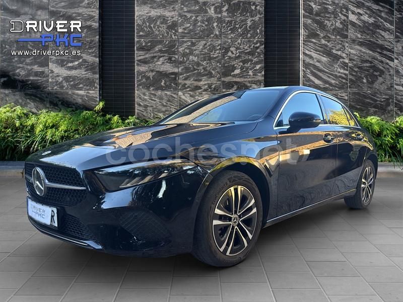 Negro Usado 2023 Mercedes A250 Berlina | 31.200 € (Buen precio) - Imagen 1/4