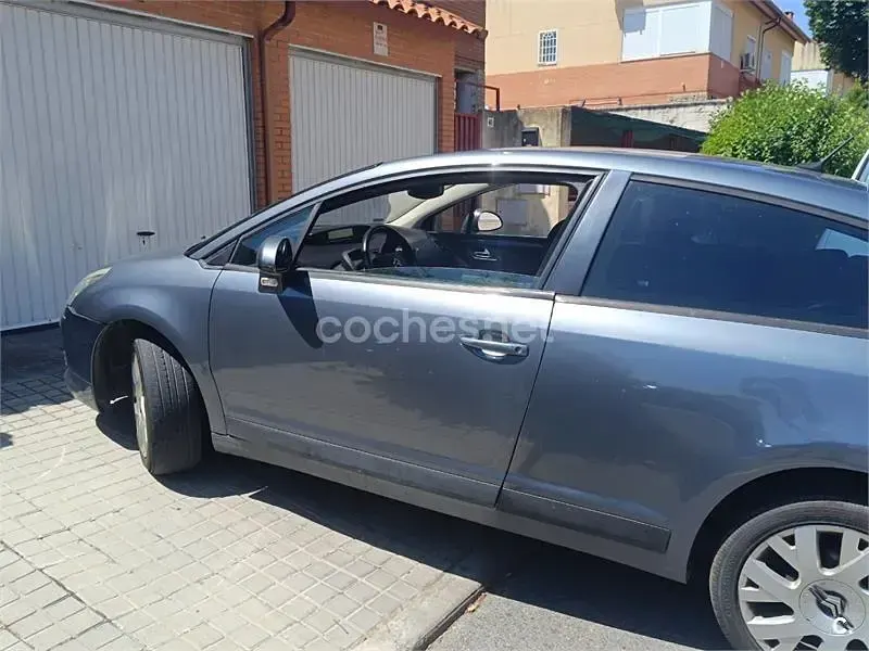 Usado Citroën C4 VTR Sport 110 CV (80 kW) 2005 Azul Berlina