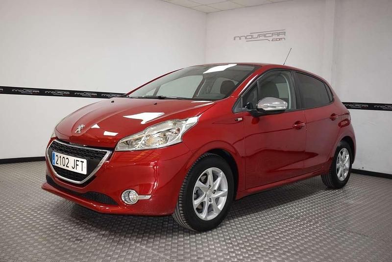Burdeos Usado 2015 Peugeot 208 Style Utilitario | 6800 € (Precio justo) - Imagen 1/4