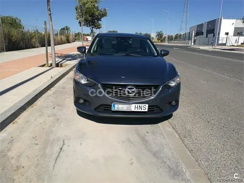 Usado Mazda 6 Luxury 150 CV (110 kW) 2013 Azul Berlina