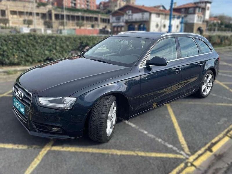Begagnad Audi A4 Premium 150 HK (110 kW) 2015 Blå Kombi