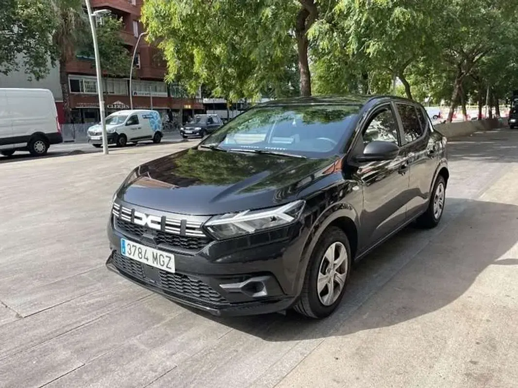 Usado Dacia Sandero Essentiel 101 CV (74 kW) 2023 Negro Berlina