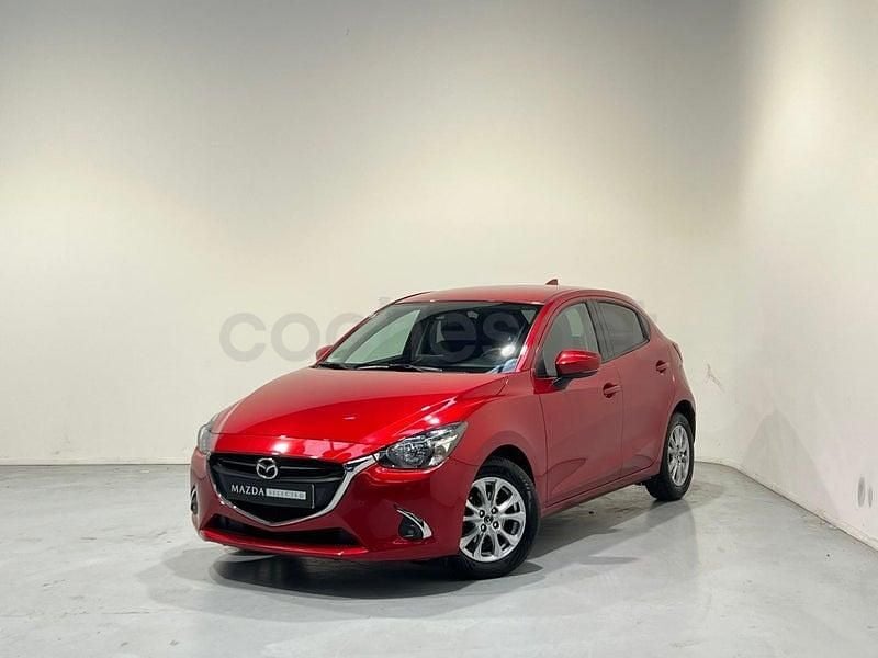 Usado Mazda 2 90 CV (66 kW) 2018 Rojo Berlina