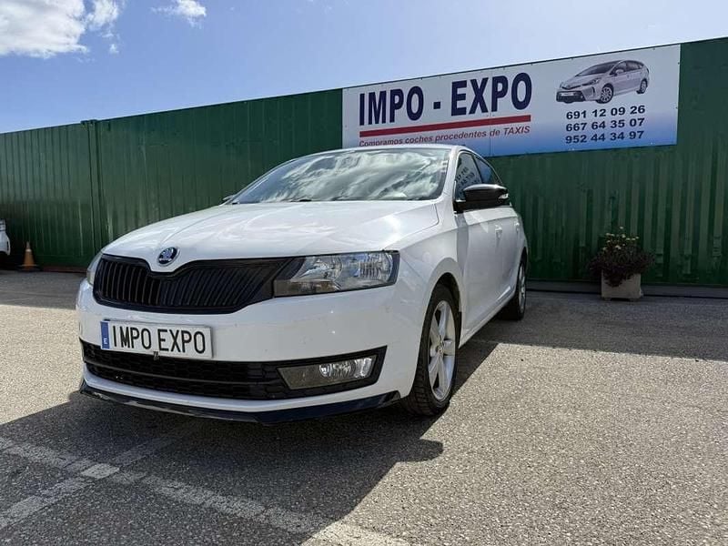 Usado Skoda Rapid Ambition 90 CV (66 kW) 2016 Blanco Utilitario