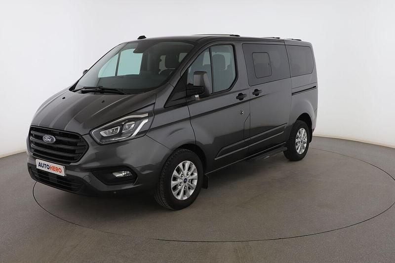 Gris Usado 2021 Ford Transit Custom Monovolumen | 28.899 € (Un poco caro) - Imagen 1/3