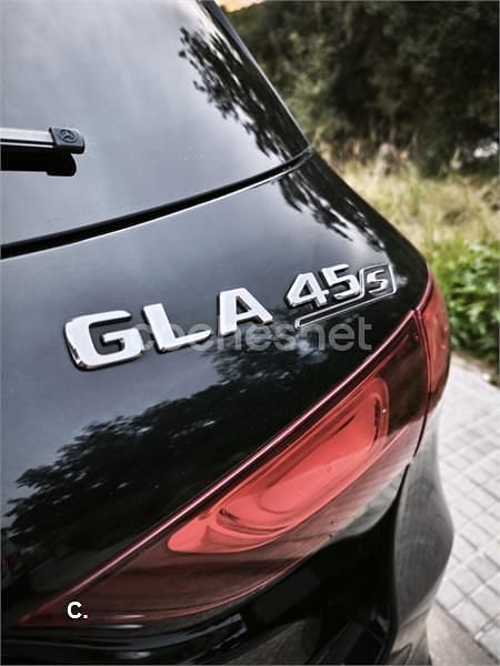 Usado Mercedes GLA45 AMG 421 CV (309 kW) 2021 Verde SUV