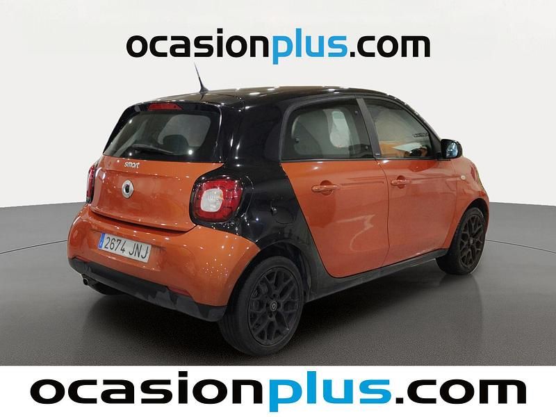Usado Smart ForFour Passion 71 CV (52 kW) 2016 Naranja Utilitario