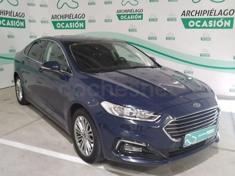 Usado Ford Mondeo Titanium 187 CV (137 kW) 2021 Azul Berlina