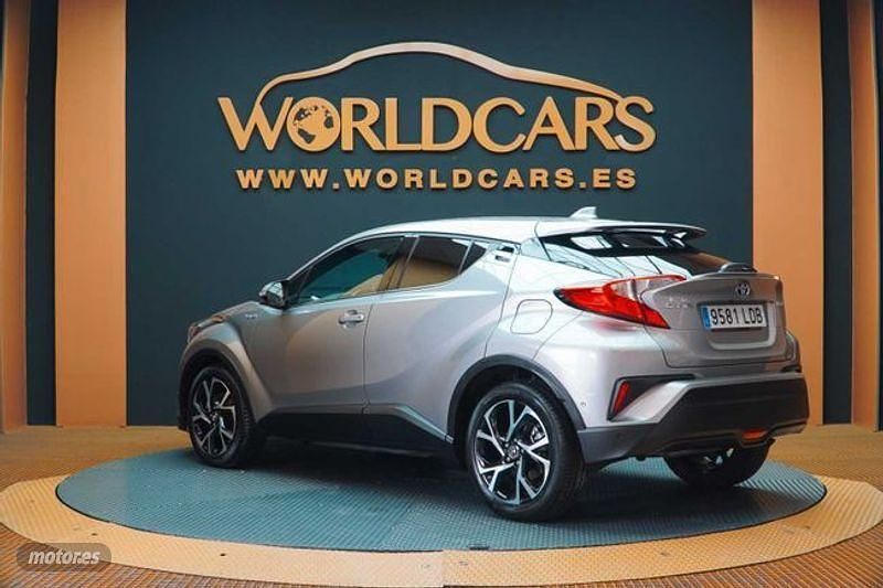 Usado Toyota C-HR Advance 122 CV (89 kW) 2019 Gris SUV