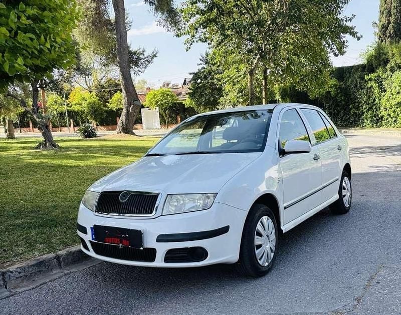 Käytetty Skoda Fabia 64 HP (47 kW) 2006 Valkoinen Viistoperä