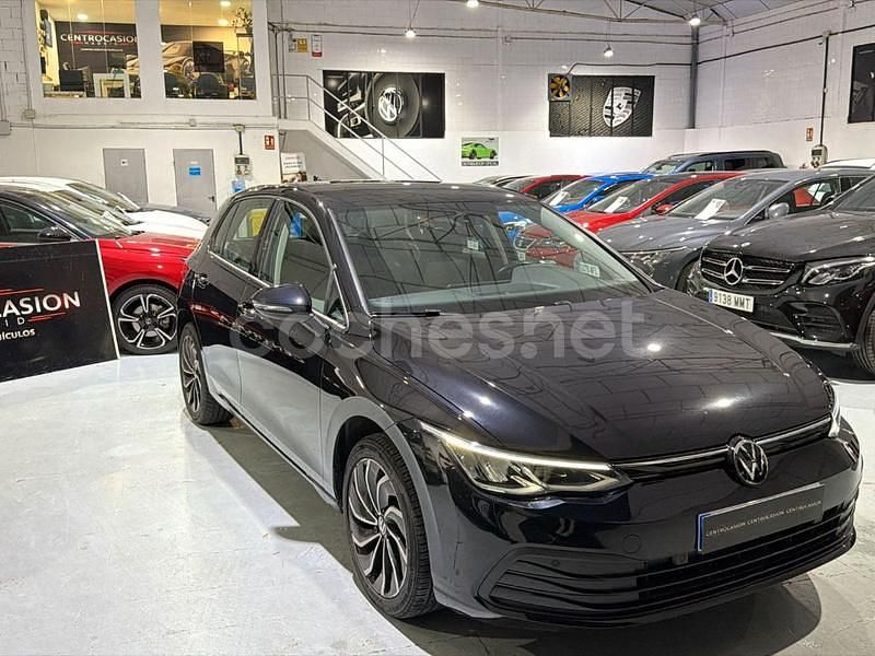 Negro Usado 2022 VW Golf Life Berlina | 20.990 € (Super precio) - Imagen 1/4