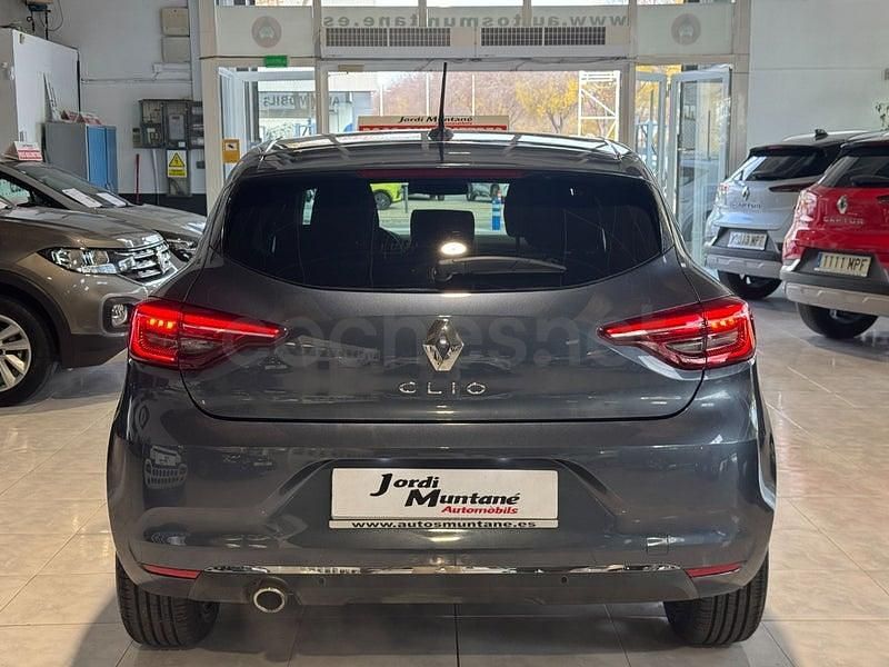 Usado Renault Clio V Intens 100 CV (73 kW) 2020 Gris / plata Berlina
