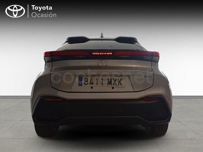 Usado Toyota C-HR Advance 140 CV (102 kW) 2024 Gris / plata SUV