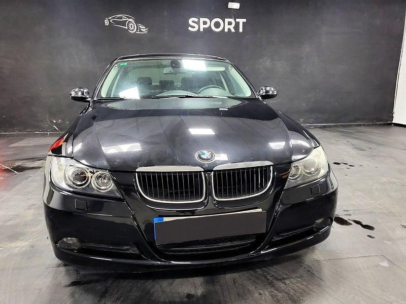 Usado BMW 330 231 CV (169 kW) 2007 Negro Berlina