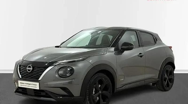 Usado Nissan Juke 145 CV (106 kW) 2022 Gris con techo negro negro SUV