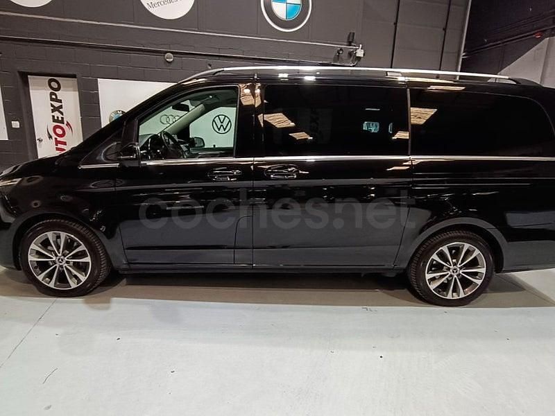 Usado Mercedes V220 Avantgarde 163 CV (119 kW) 2024 Negro Monovolumen