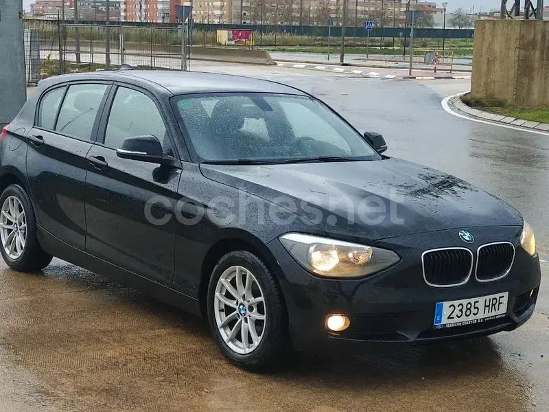 Usado BMW 118 143 CV (105 kW) 2013 Negro Utilitario