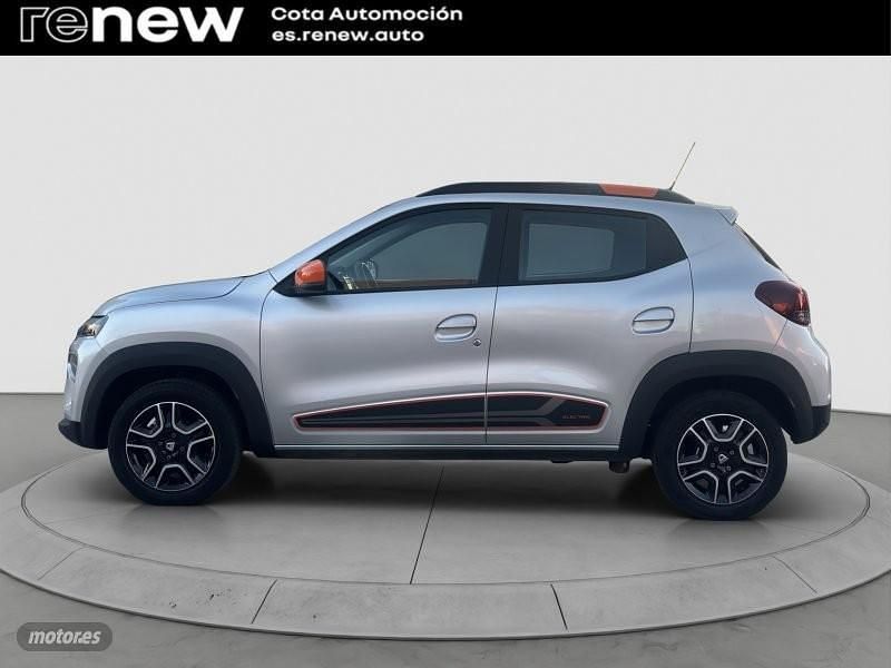 Usado Dacia Spring Expression 33 kW (45 CV) 2023 Gris claro Utilitario