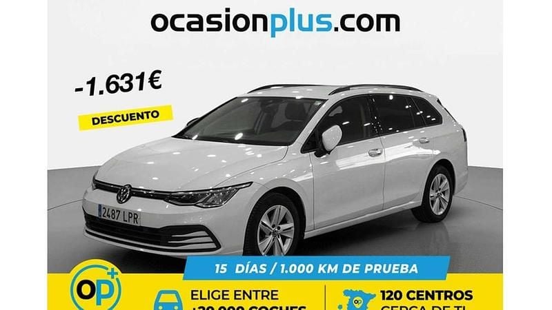Usado VW Golf VIII Life 131 CV (96 kW) 2021 Blanco Familiar