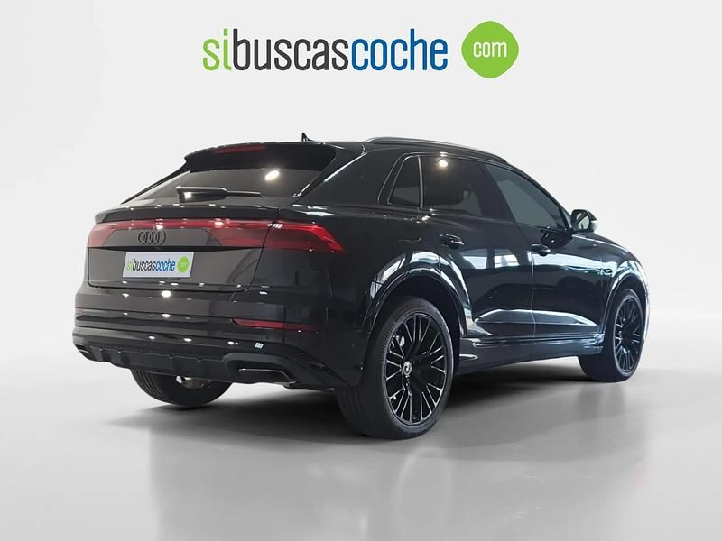 Usado Audi Q8 S-Line 286 HP (210 kW) 2024 Preto SUV
