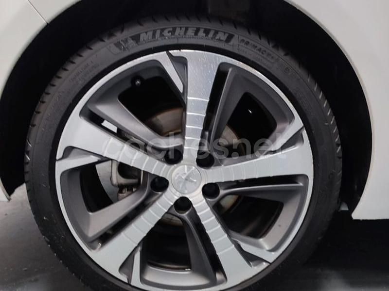 Usado Peugeot 308 SW GT-line 130 CV (95 kW) 2020 Blanco Familiar