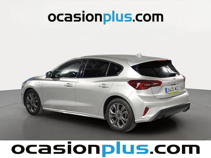 Usado Ford Focus ST-Line 155 CV (114 kW) 2023 Gris plata Utilitario