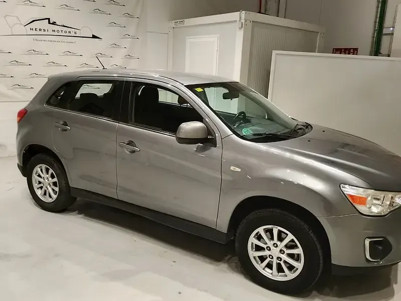 Usado Mitsubishi ASX 117 CV (86 kW) 2013 Gris / plata SUV