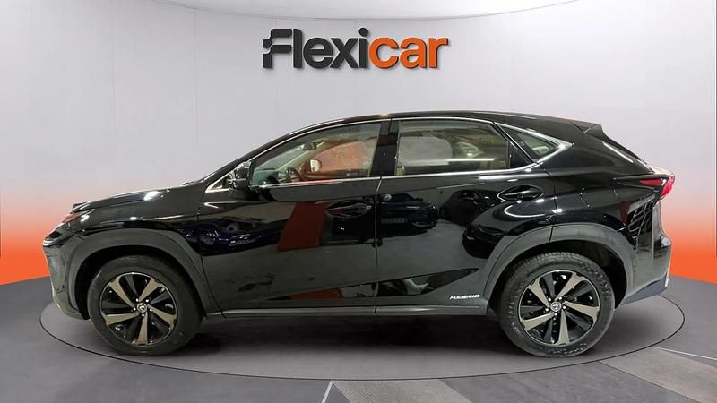 Usado Lexus NX300h Sport Line 197 CV (144 kW) 2020 Negro SUV