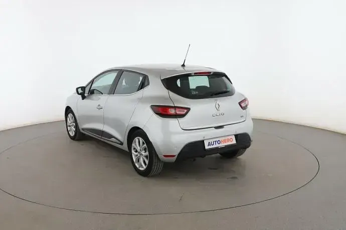 Usado Renault Clio Zen 90 CV (66 kW) 2017