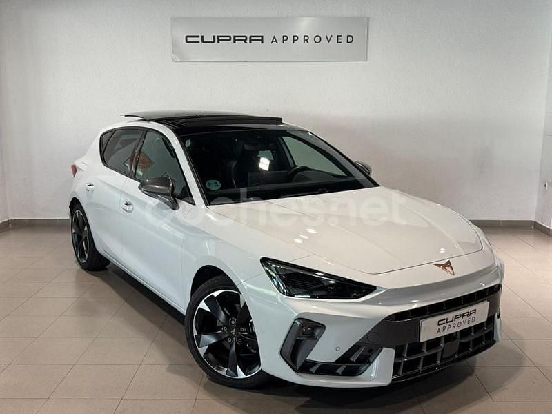 Blanco Usado 2024 Cupra Leon Berlina | 27.990 € (Precio justo) - Imagen 1/3