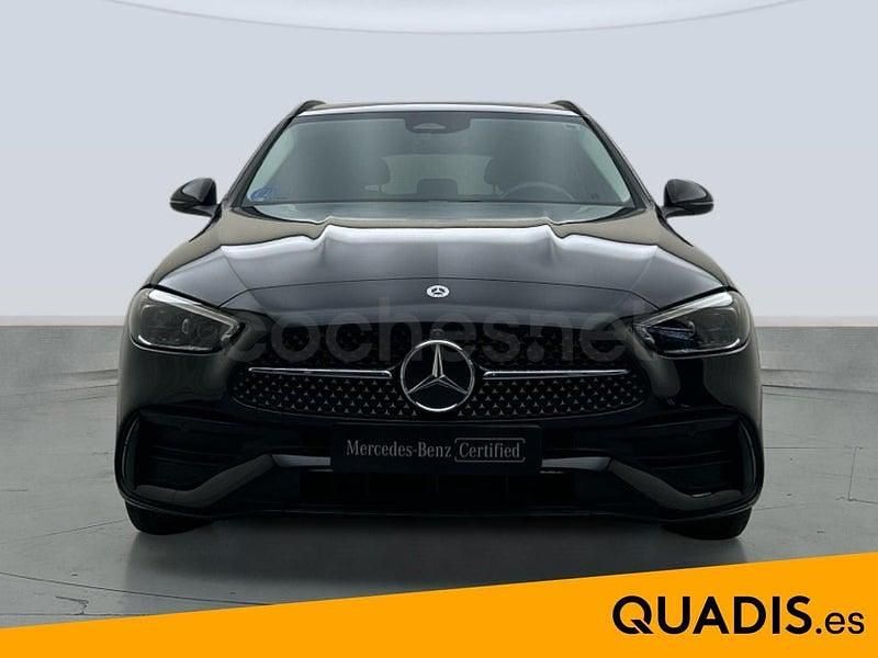 Usado Mercedes C300e AMG line 313 CV (230 kW) 2024 Negro obsidiana Familiar