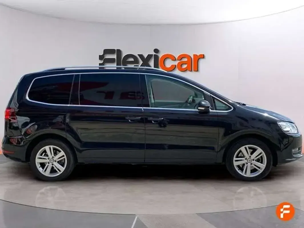 Usado VW Sharan Sport 150 CV (110 kW) 2020 Negro Monovolumen