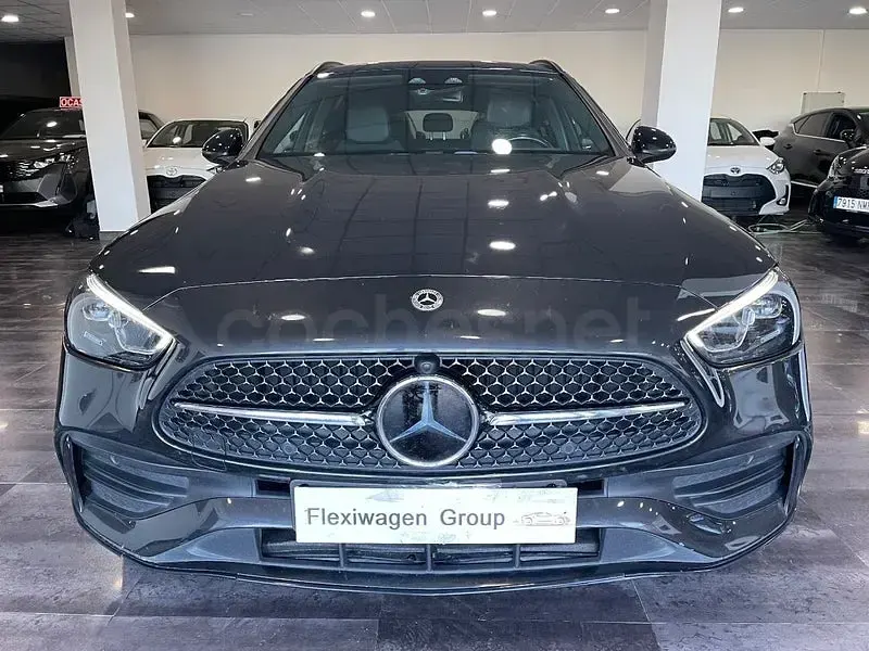 Usado Mercedes C300e 313 CV (230 kW) 2022 Negro Familiar