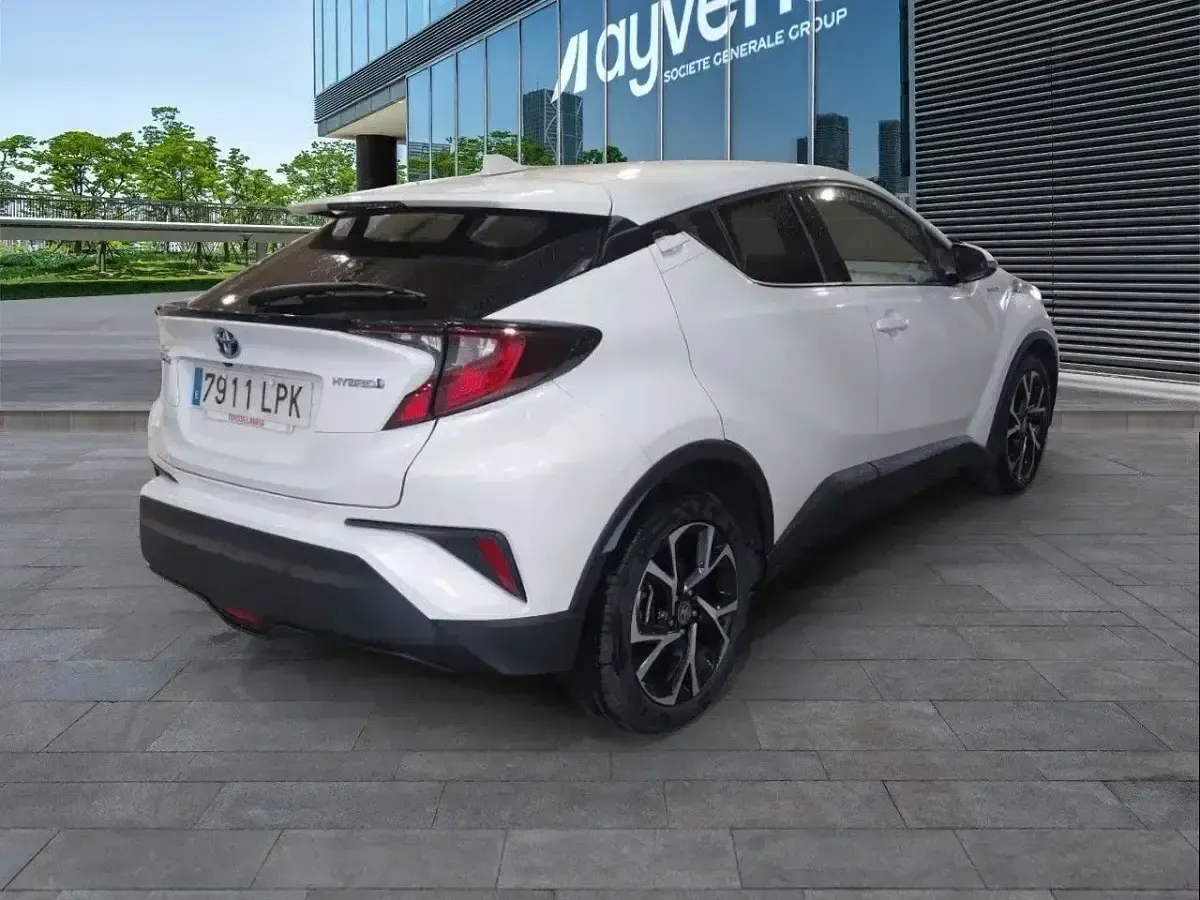 Usado Toyota C-HR Advance 122 CV (89 kW) 2021 Blanco SUV