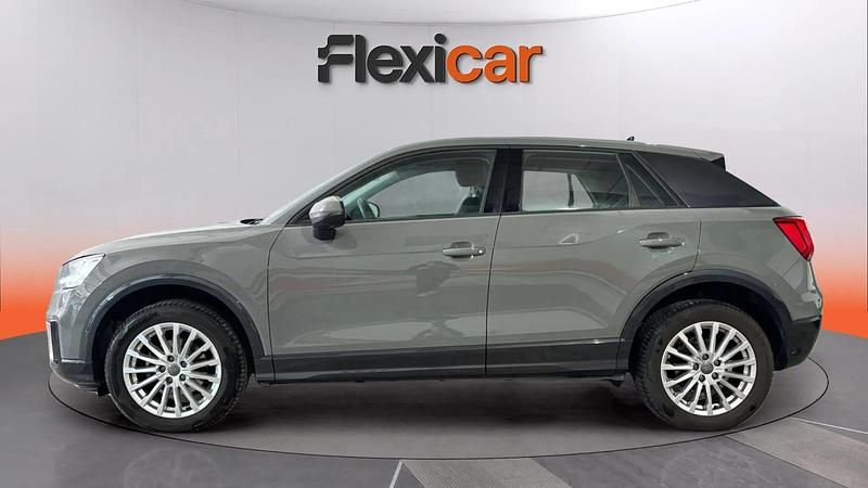 Usado Audi Q2 Design 116 CV (85 kW) 2019 Gris SUV