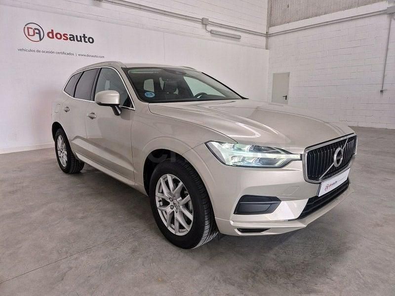 Usado Volvo XC60 Business Edition 150 CV (110 kW) 2019 Gris / plata SUV