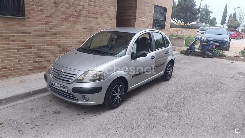 Usado Citroën C3 70 CV (51 kW) 2003 Gris / plata Berlina