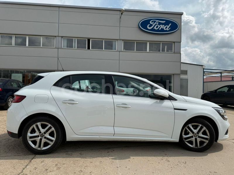 Blanco Usado 2019 Renault Mégane IV Business Berlina | 11.500 € (Precio justo) - Imagen 1/4